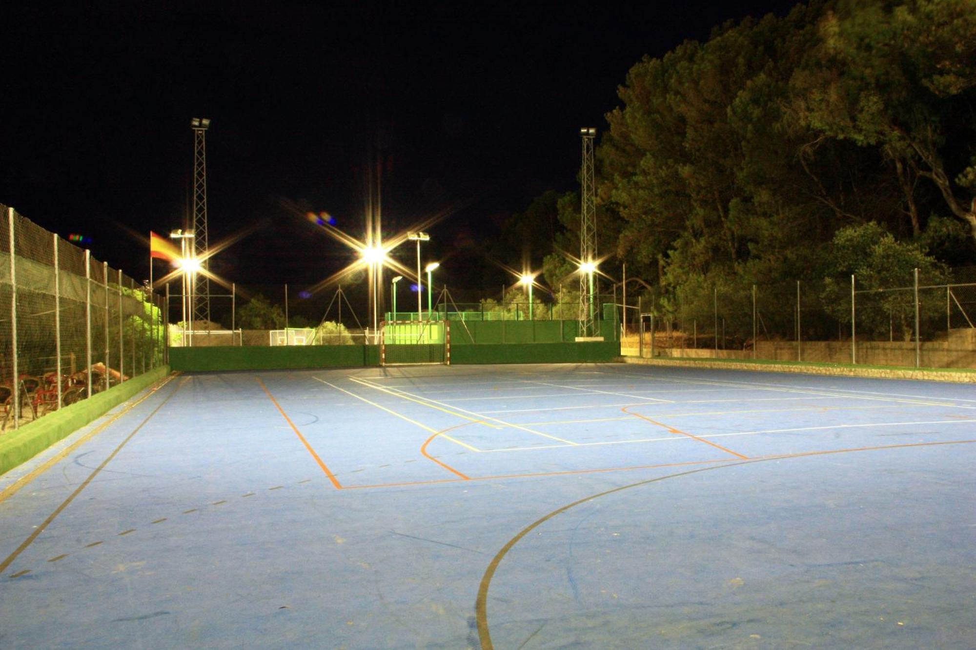 Camping Sierra De Las Nieves Yunquera Extérieur photo