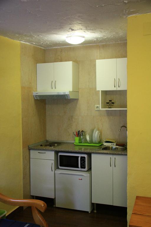 Camping Sierra De Las Nieves Yunquera Chambre photo